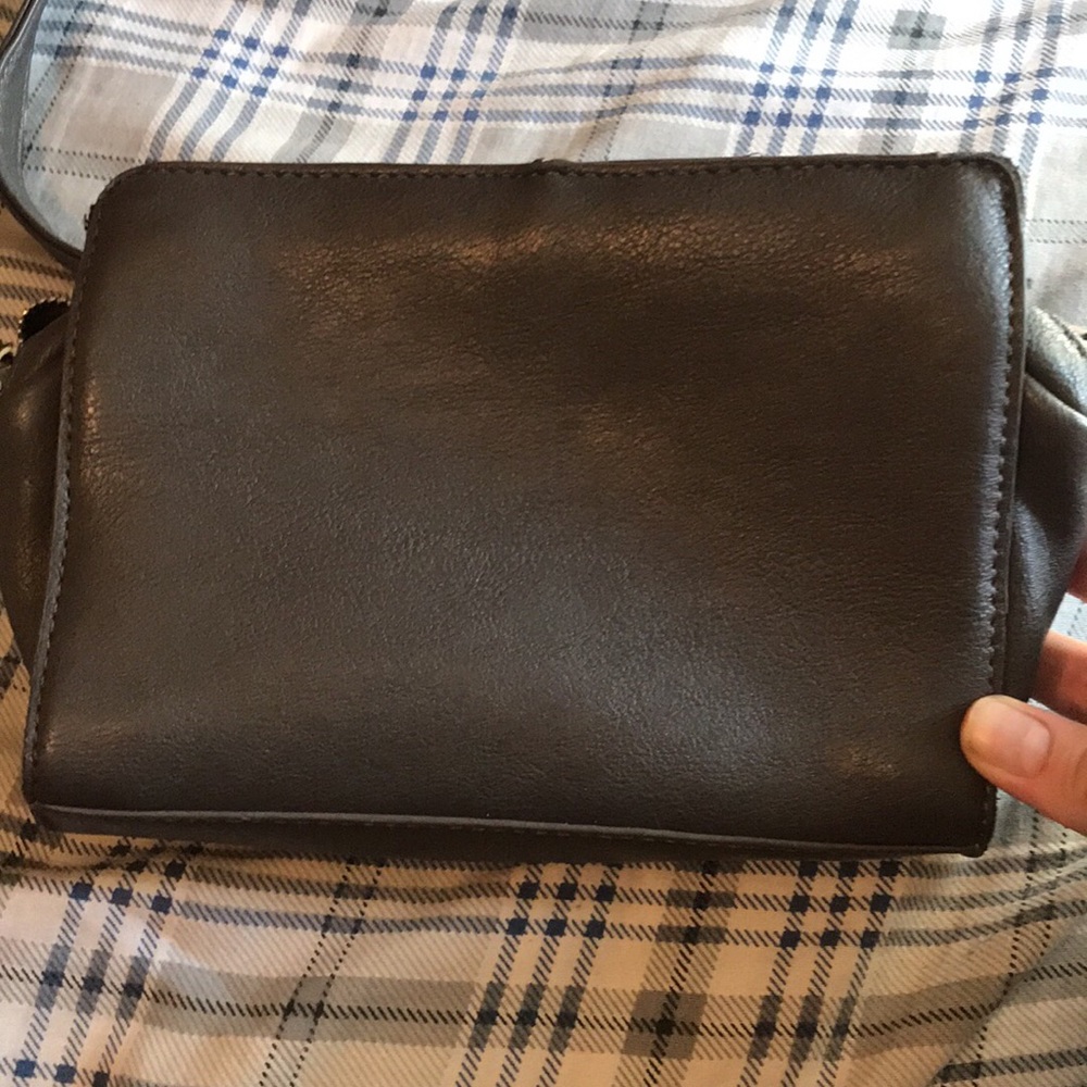 Crossbody bag